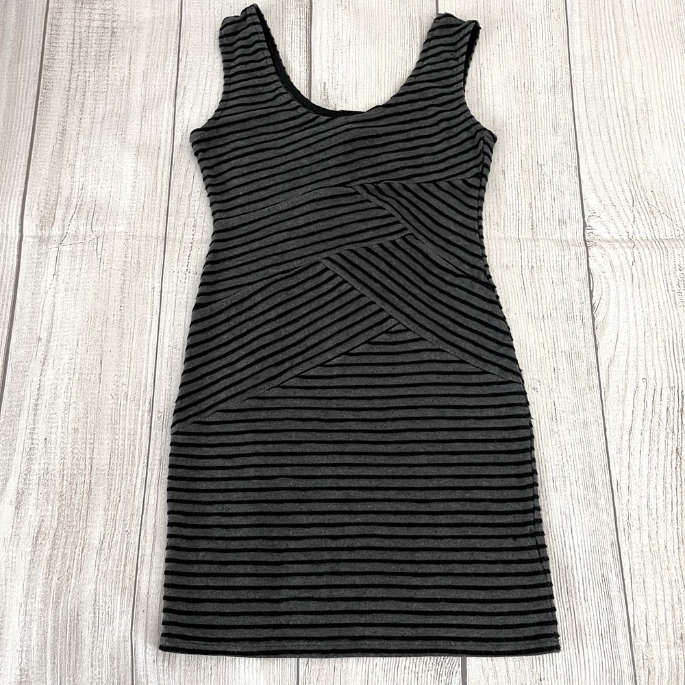 XHILARATION Women’s Y2K Sleeveless Tank Dress Black & Grey Striped Size Medium